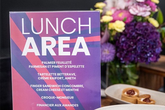 Flyer with the lounge menu